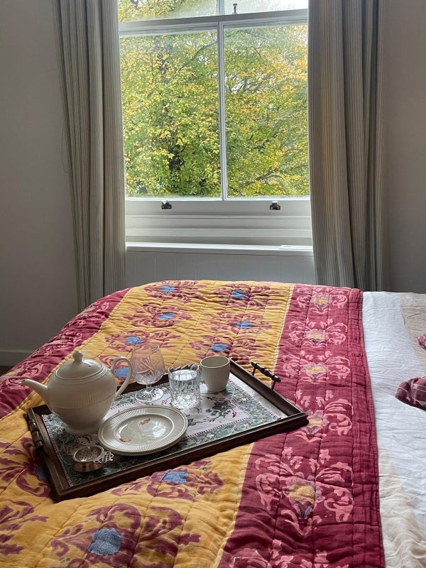 Flat Ifield Road in Greater London