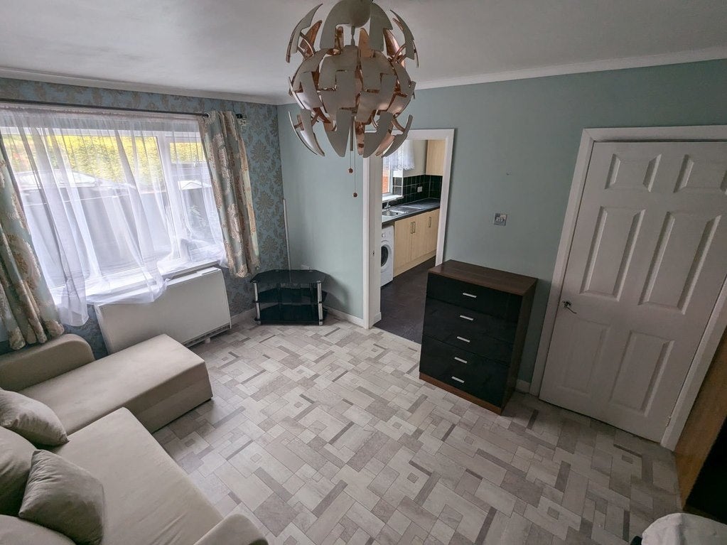 Flat Stoney Stanton Road in Coventry