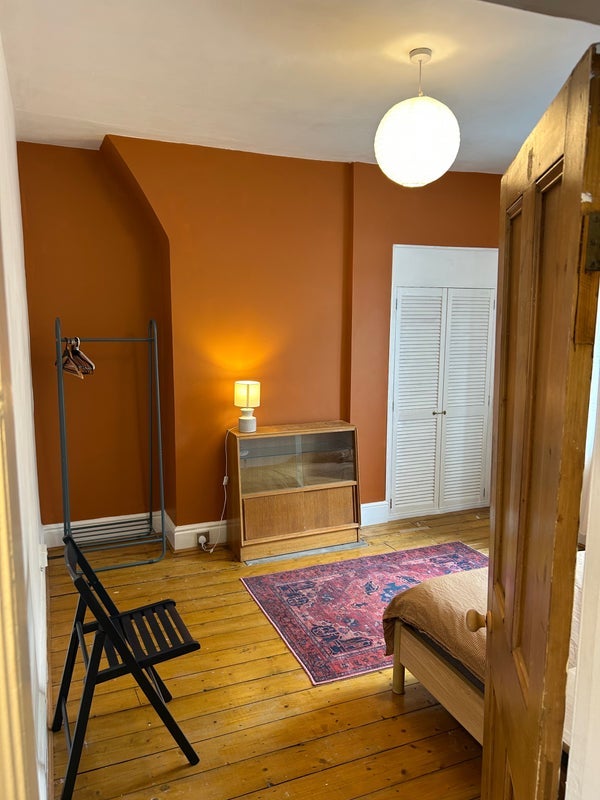 Room Gorsedale Road in Liverpool