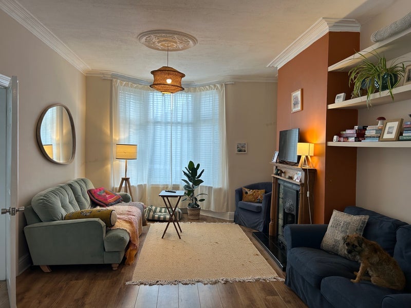 Room Gorsedale Road in Liverpool