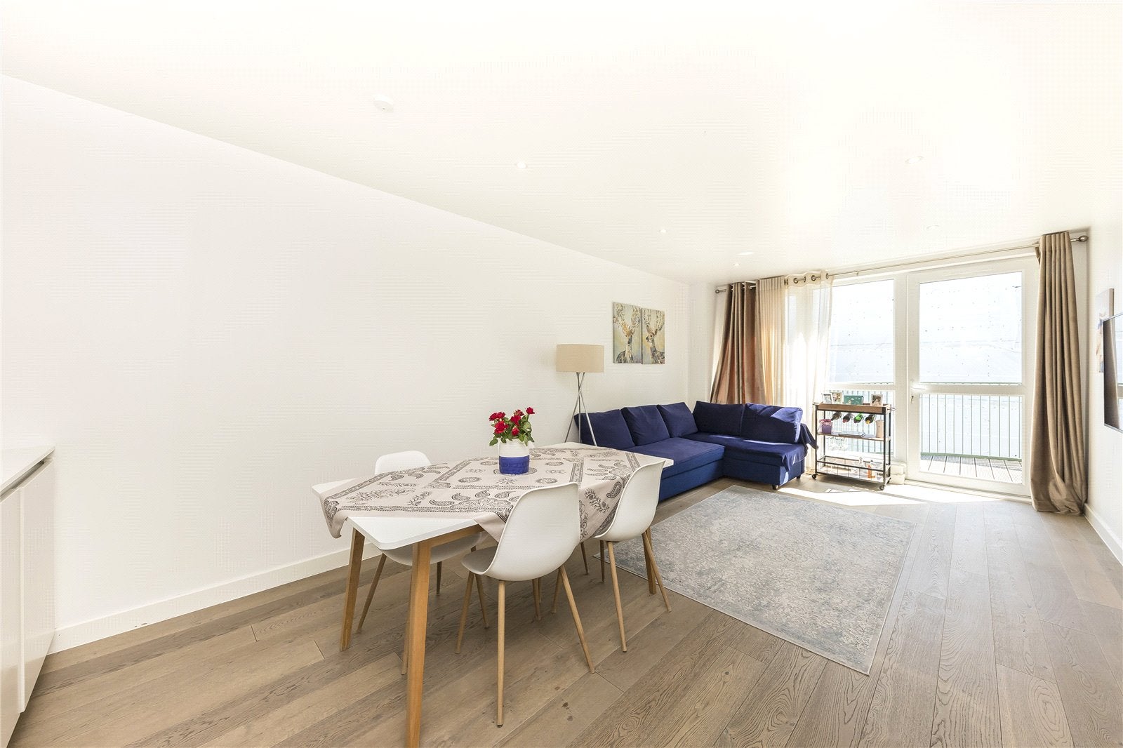 Flat Astell Road in Greater London