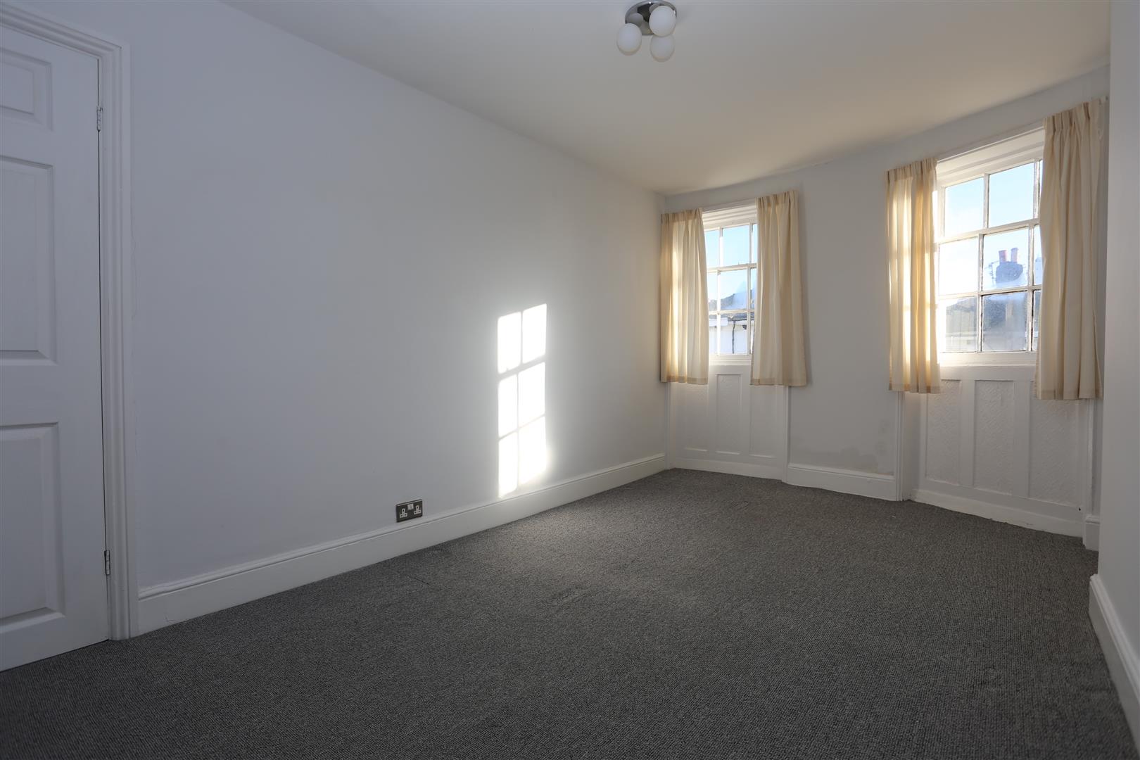 Flat Norfolk Square in Brighton