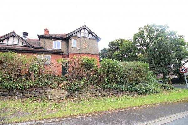 House Egerton Road in Preston