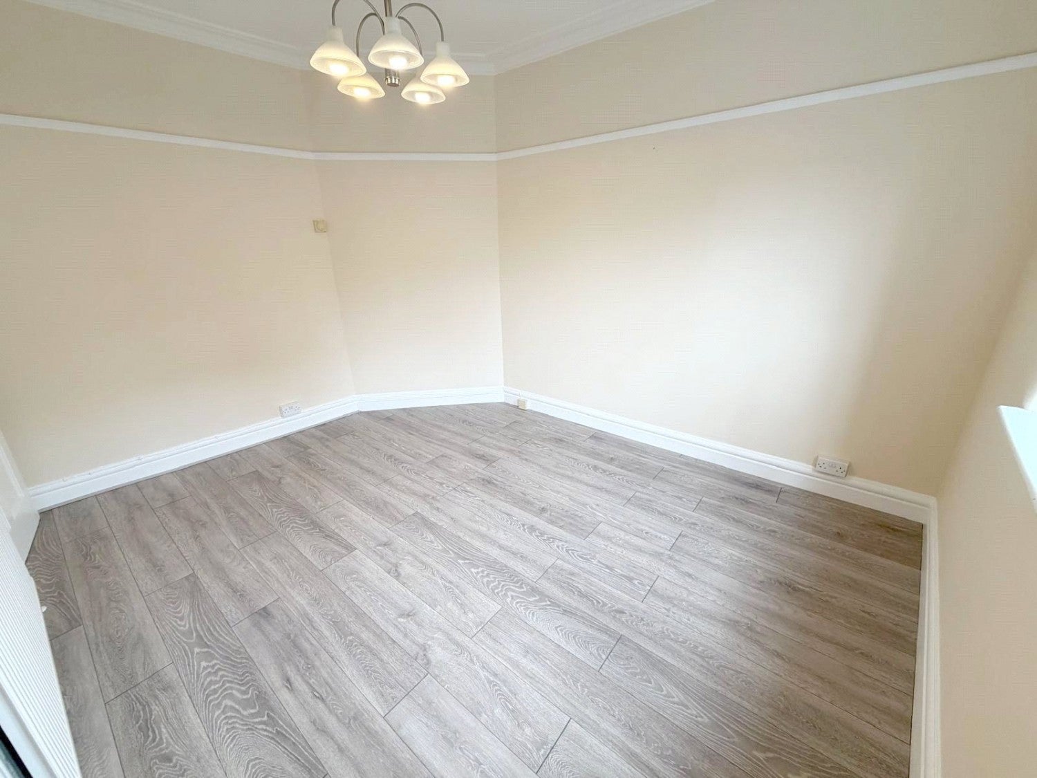 Flat The Broadway in Greater London