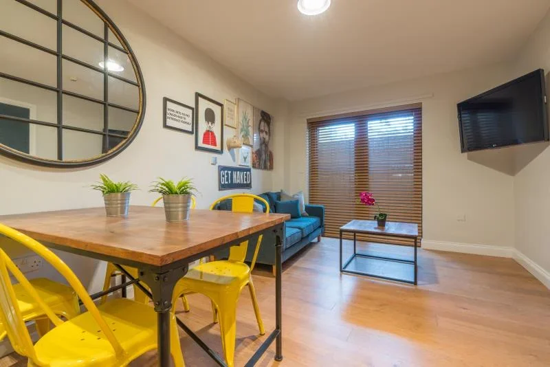 Flat Falconar Street in Newcastle upon Tyne