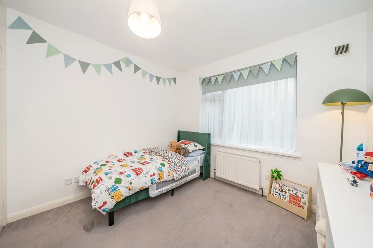 Flat Yelverton Lodge in Greater London