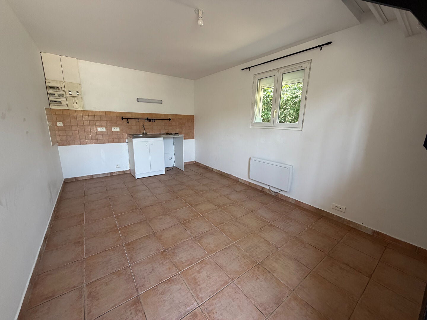 Flat Rue des Aubépines in Breteuil