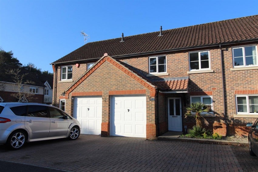 House Deer Way in Horsham