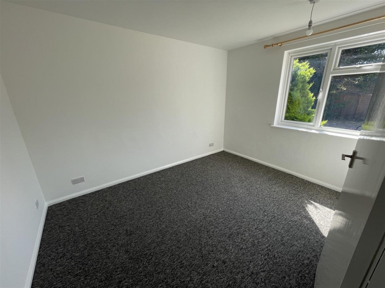 Flat Fitzalan Road in Arun