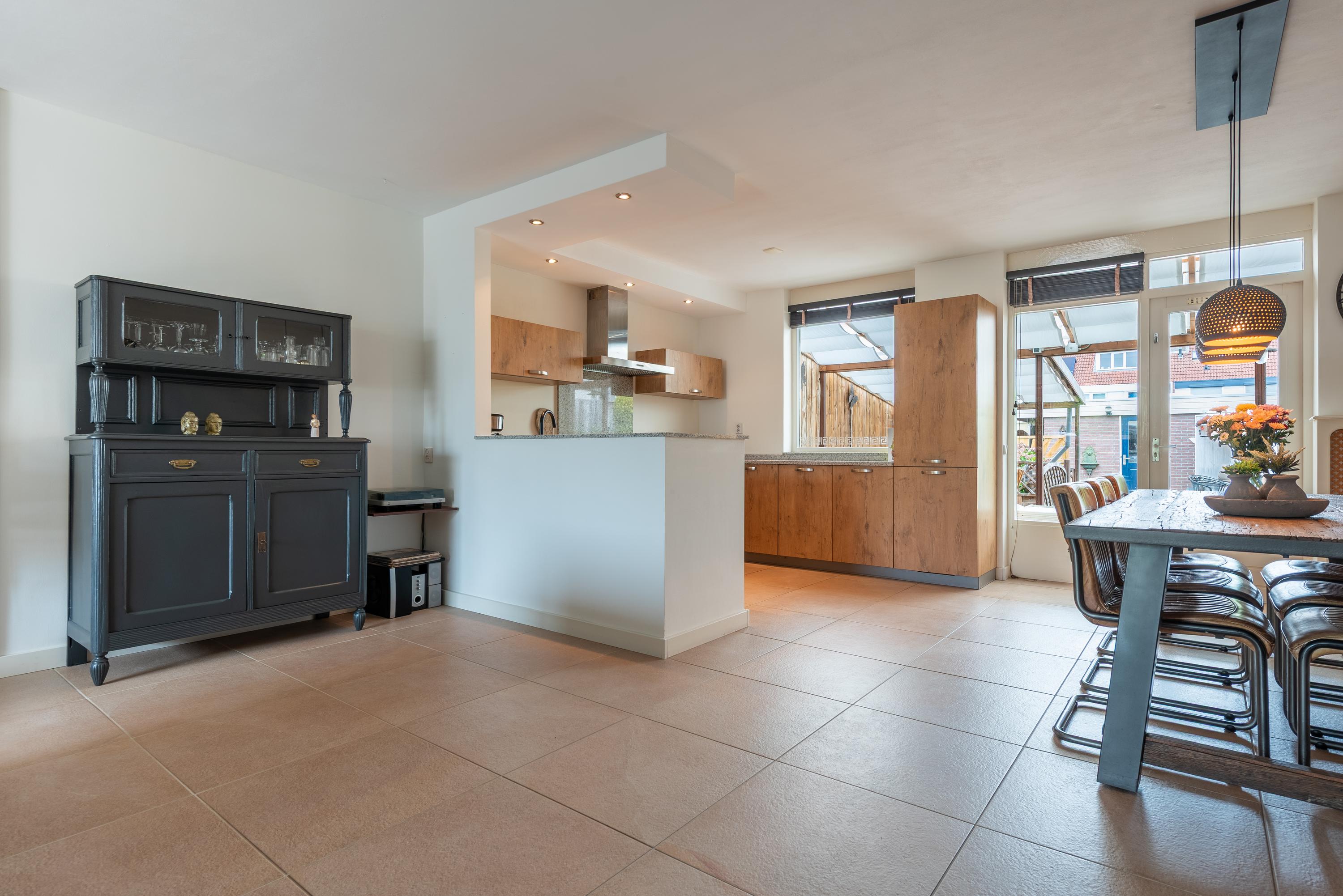 Tussenwoning te koop: Bergeraclaan 51, Eindhoven