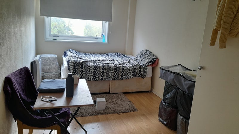 Room Newtown Street in Greater London