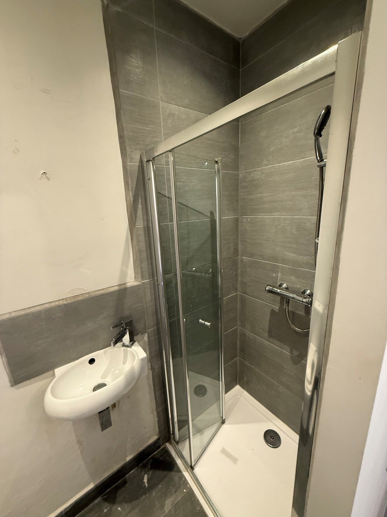 Flat Willoughby Lane in London