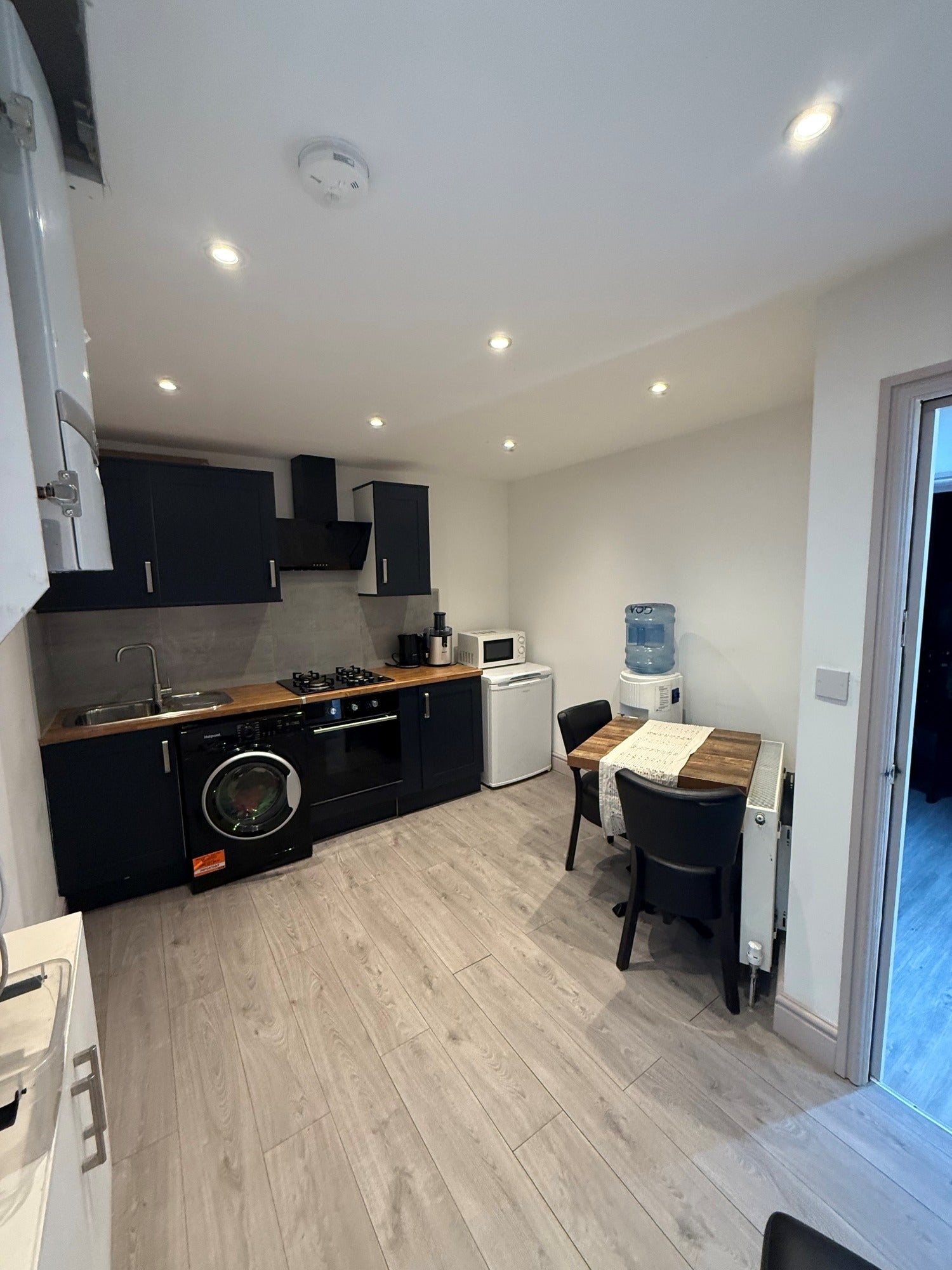 Room Willoughby Lane in Greater London