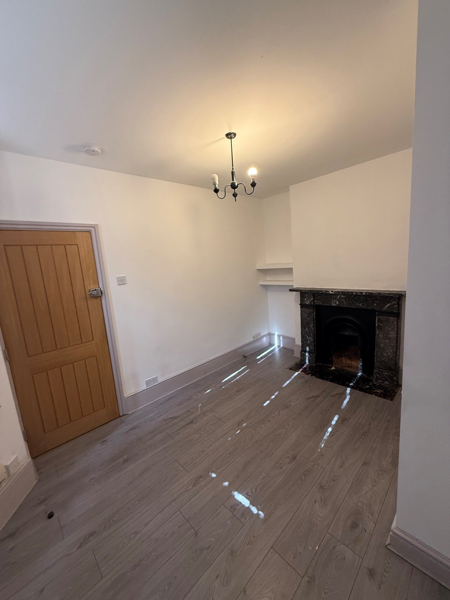 Room Willoughby Lane in Greater London
