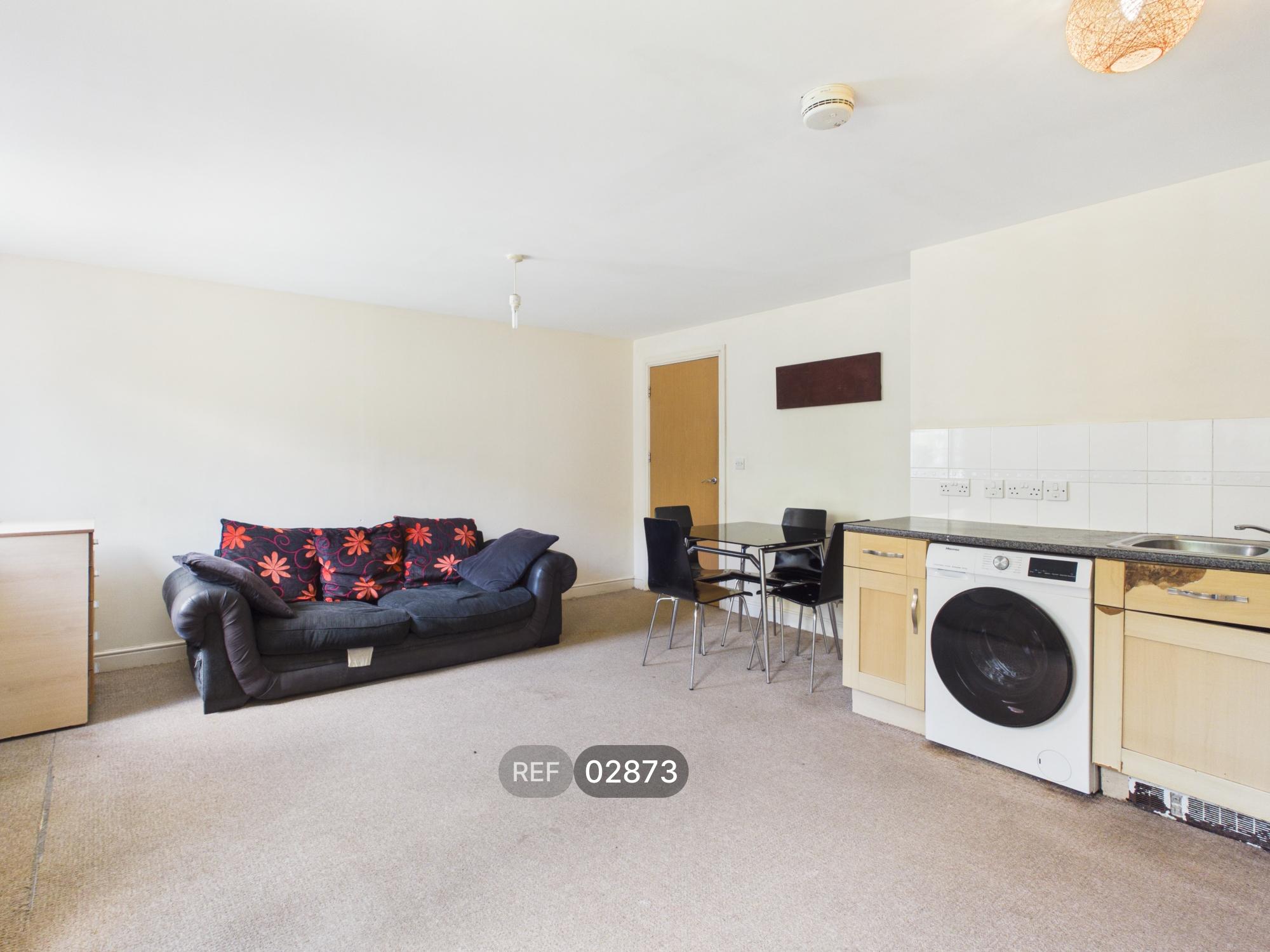 Flat Siloam Place in Ipswich