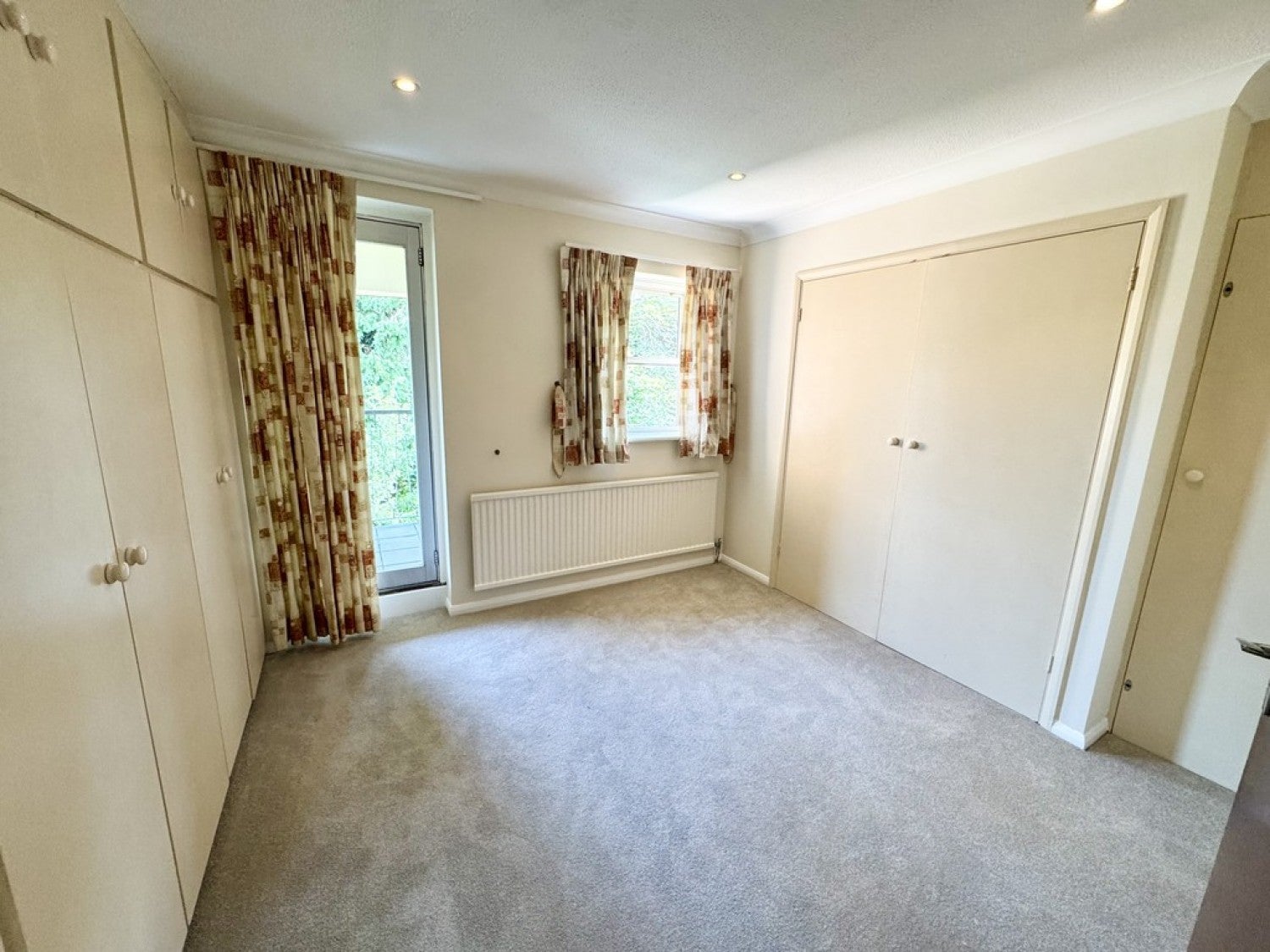 Flat West Mount in Guildford
