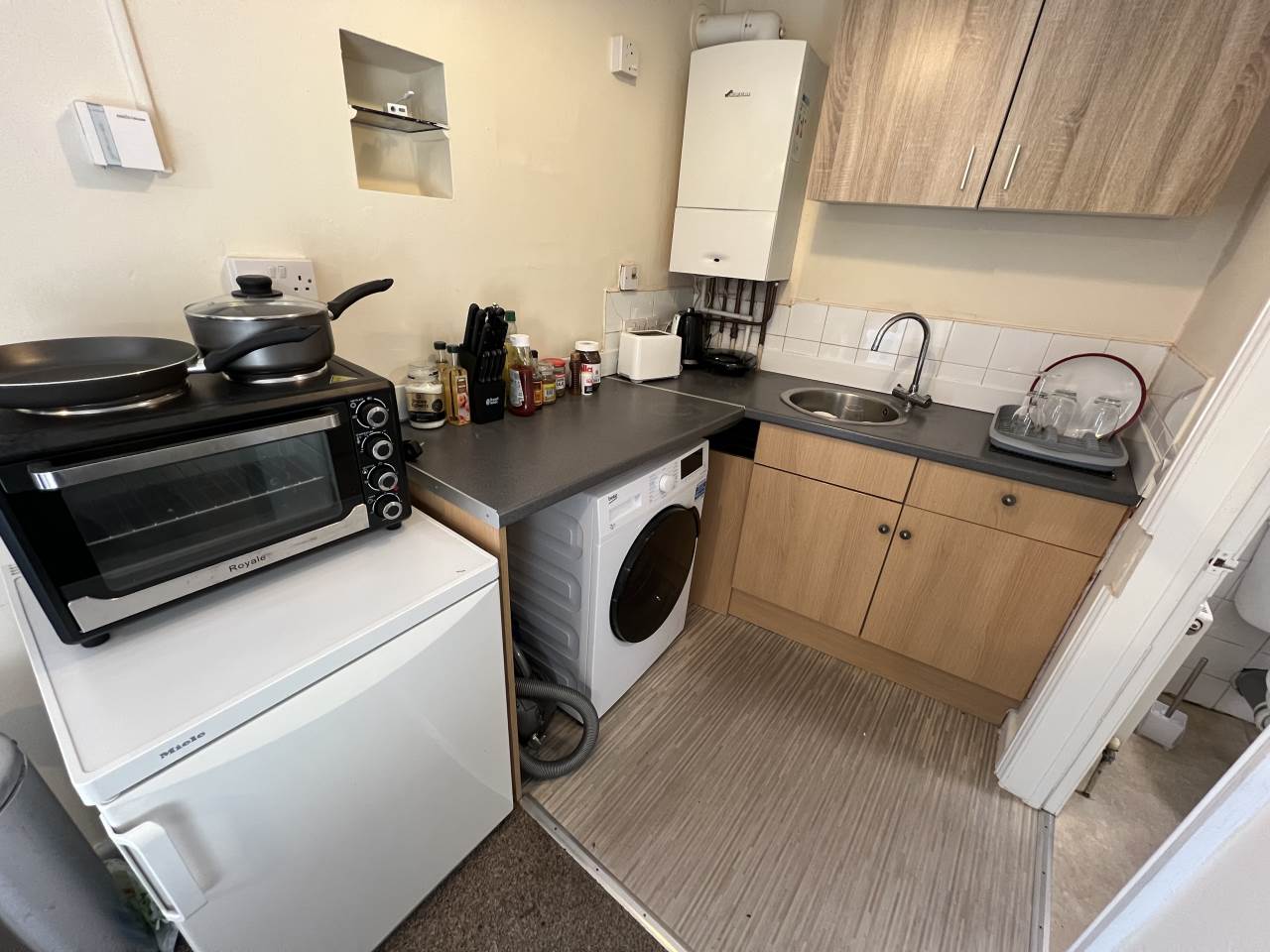 Flat Bond Street in Trowbridge