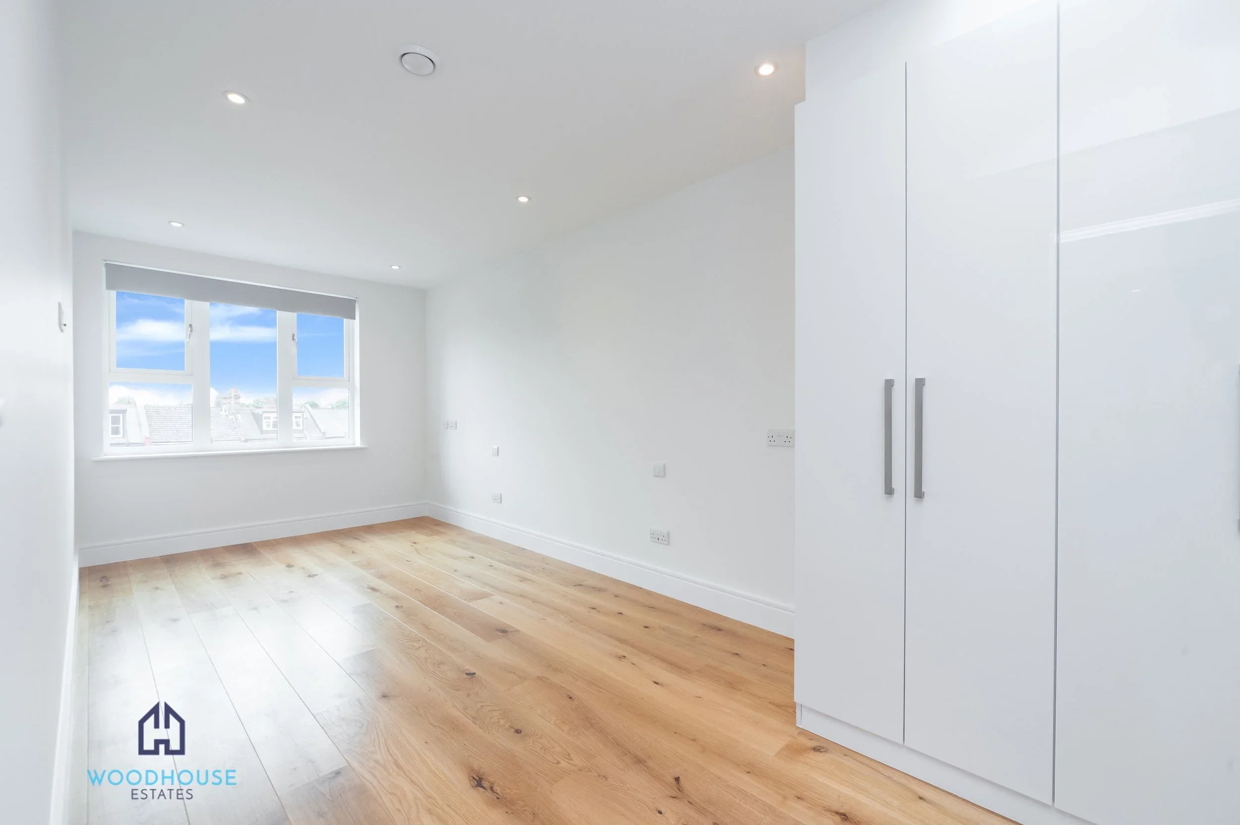 Flat Belsize Road in Greater London