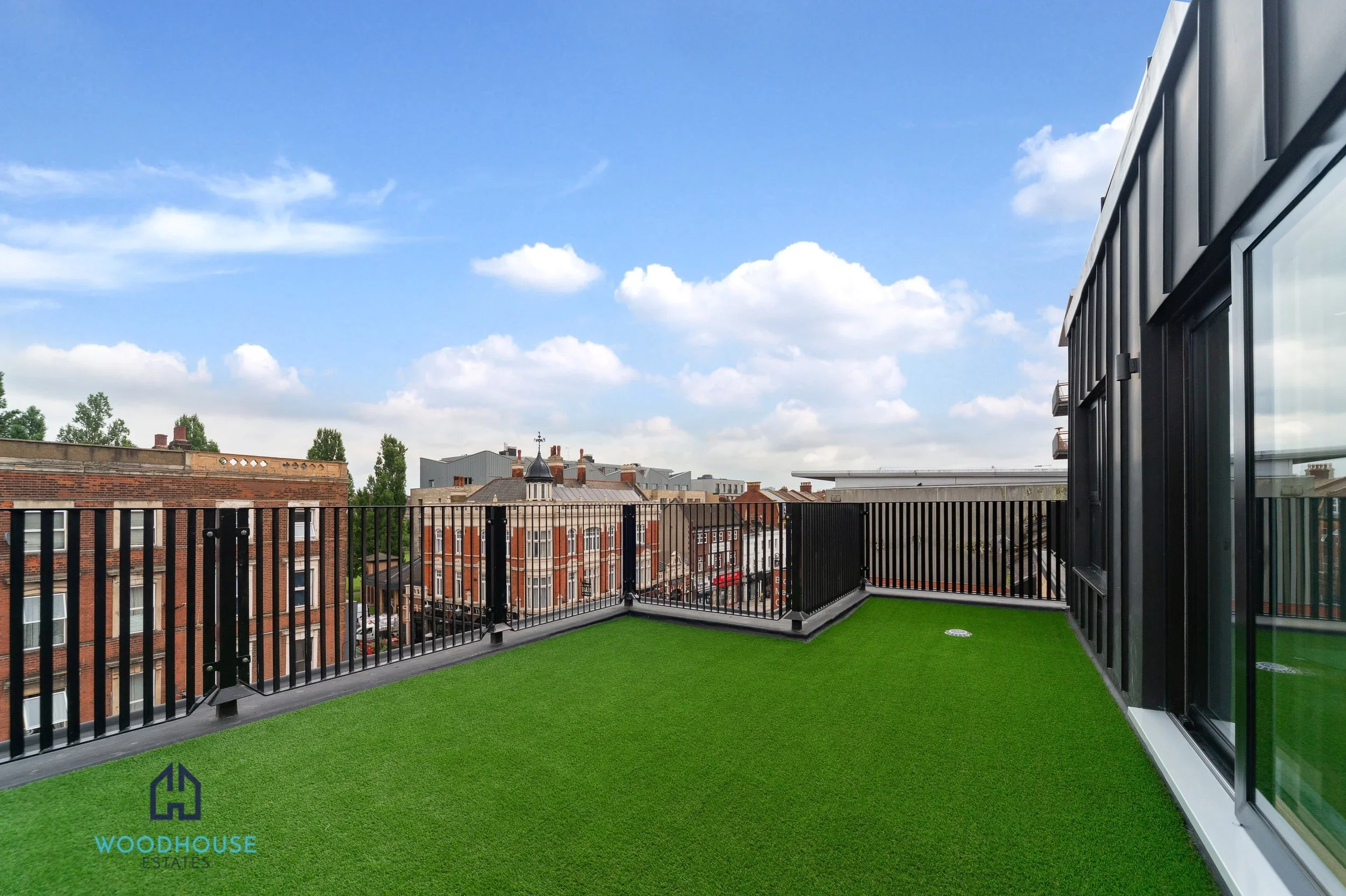 Flat Belsize Road in Greater London