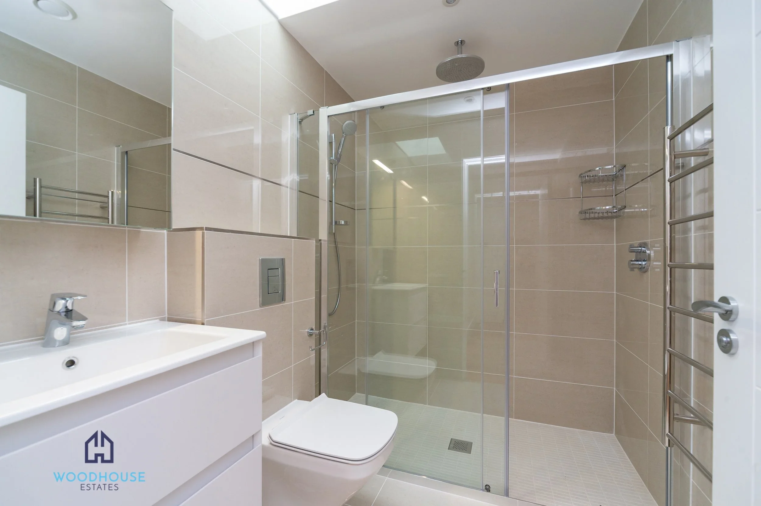 Flat Belsize Road in Greater London