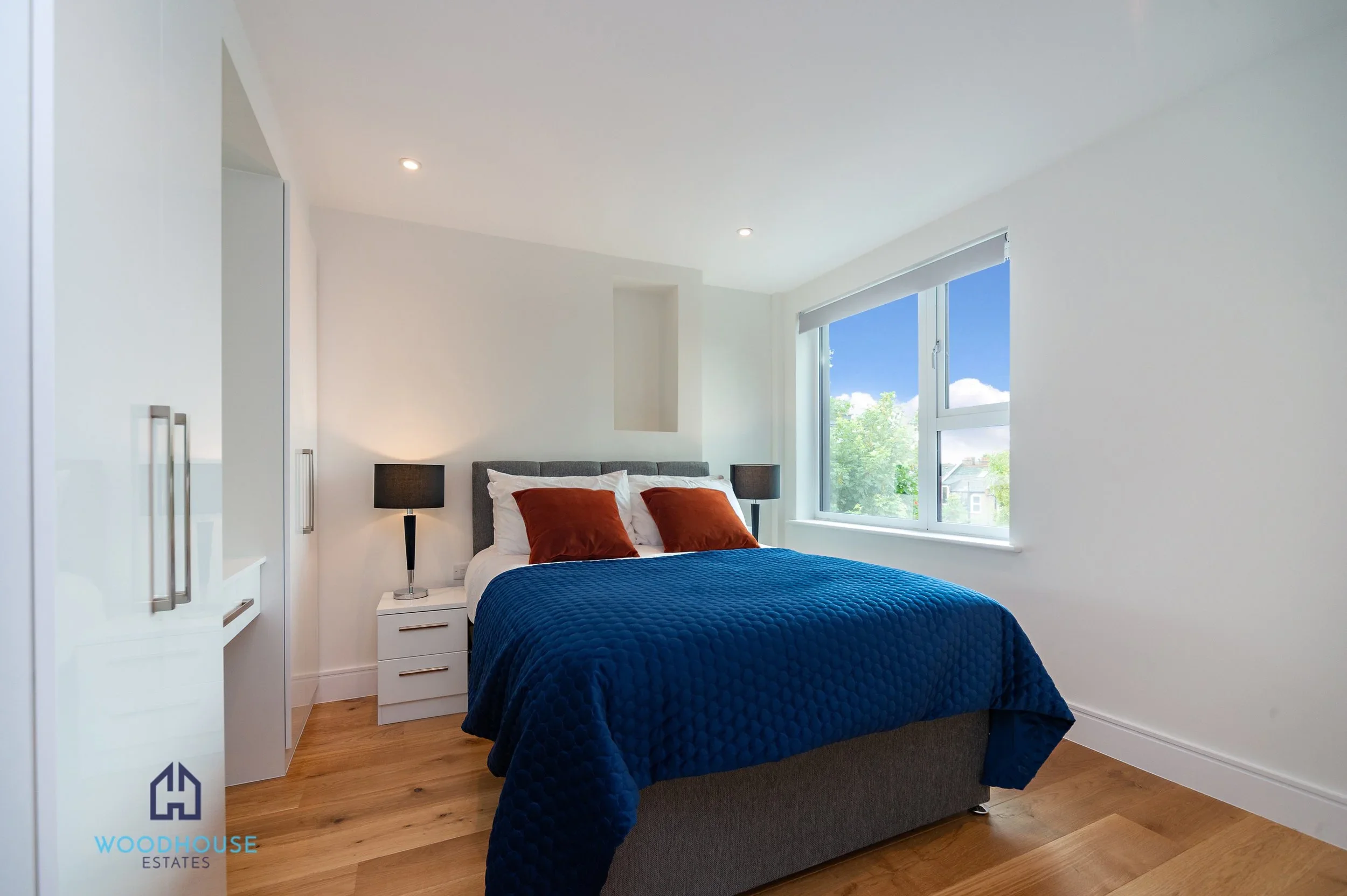 Flat Belsize Road in Greater London