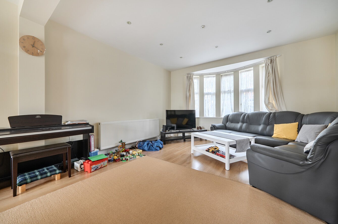 House Cissbury Ring South in Greater London