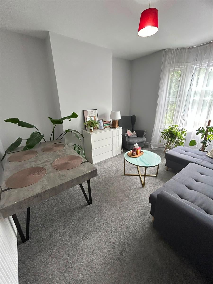 Flat Sleaford Road in Boston