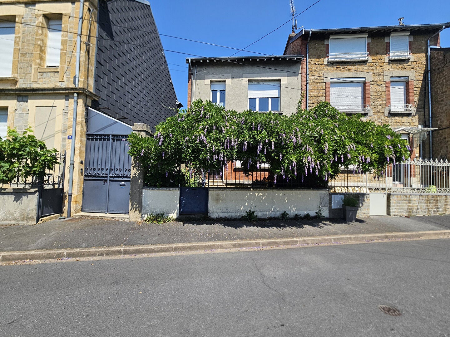 House Rue du Puits Romain in Charleville-Mézières