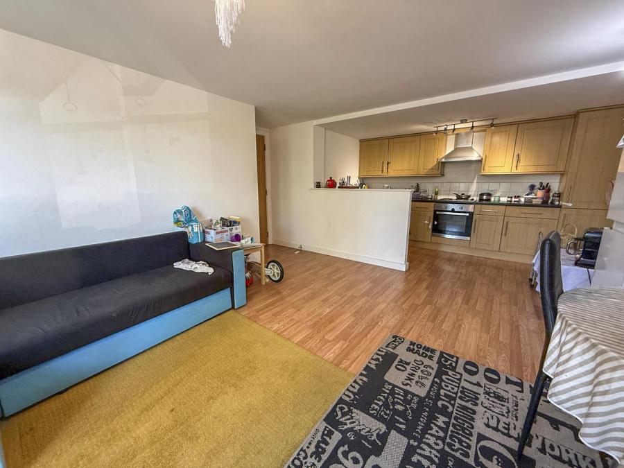 Flat Hawksworth Road in Rushcliffe