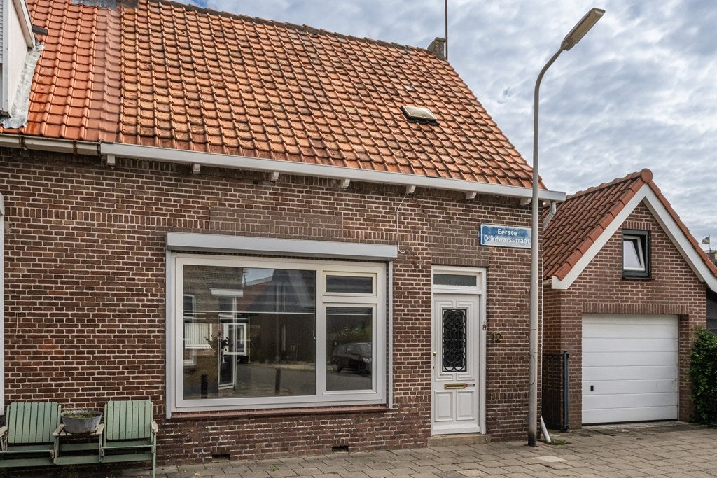 Huis Eerste Dijkdwarsstraat 12 in Sommelsdijk