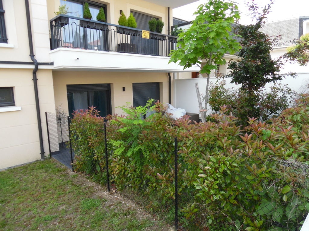 Flat Rue Henri Cahn in Bry-sur-Marne