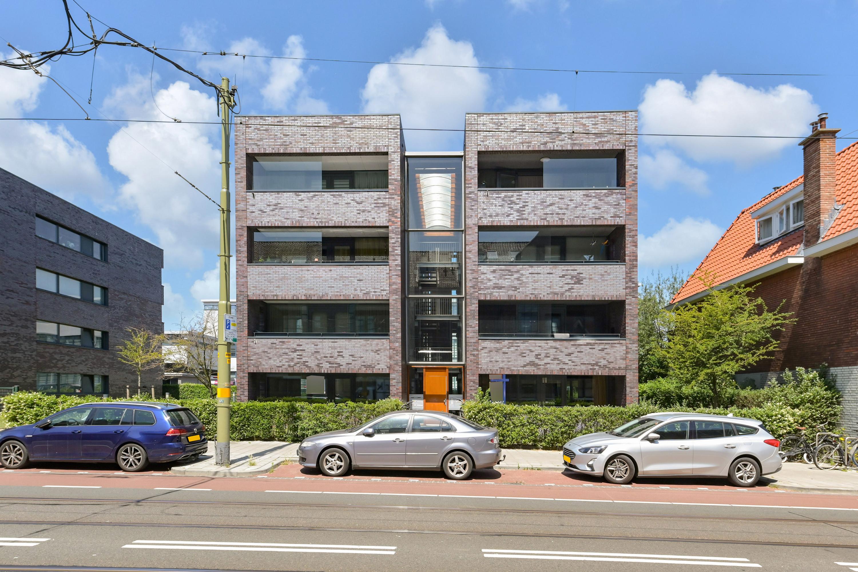 Appartement Duinstraat 15 B in Den Haag
