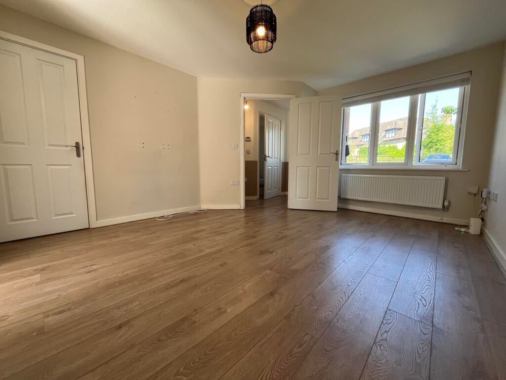 House Hartack Close in Test Valley