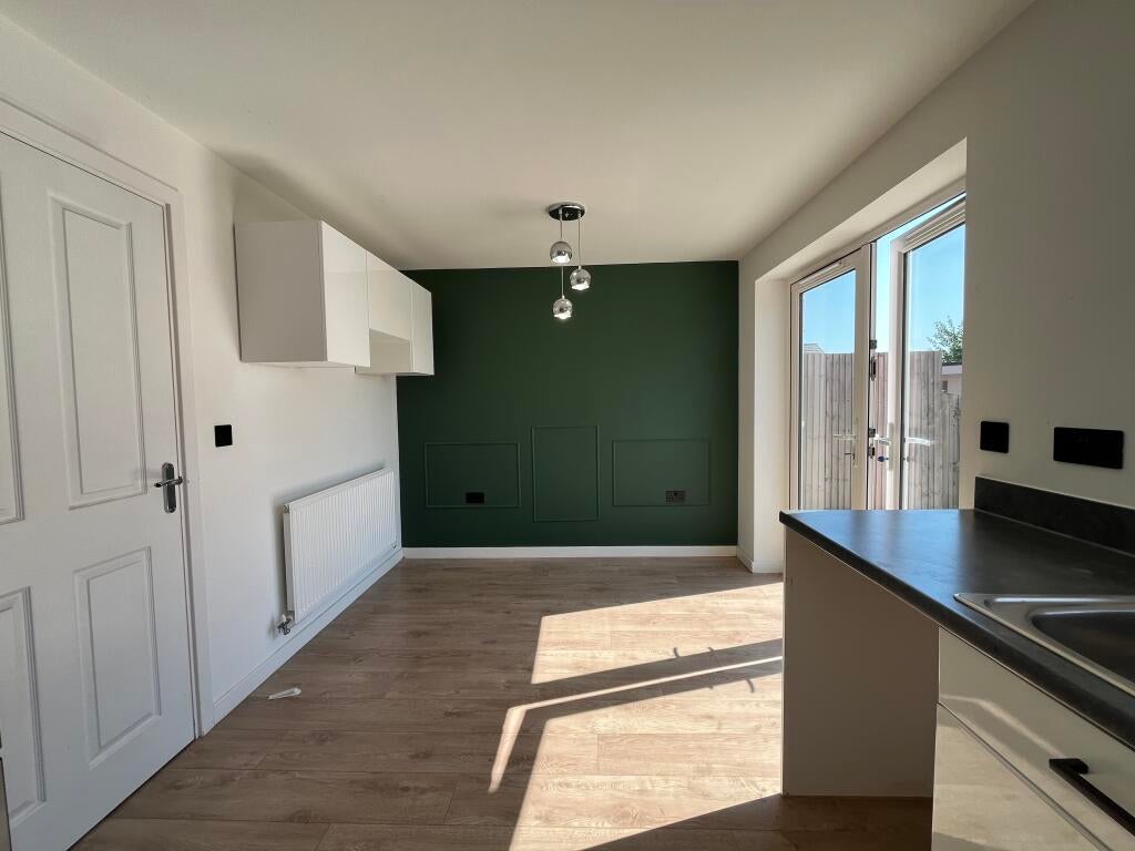 House Hartack Close in Test Valley