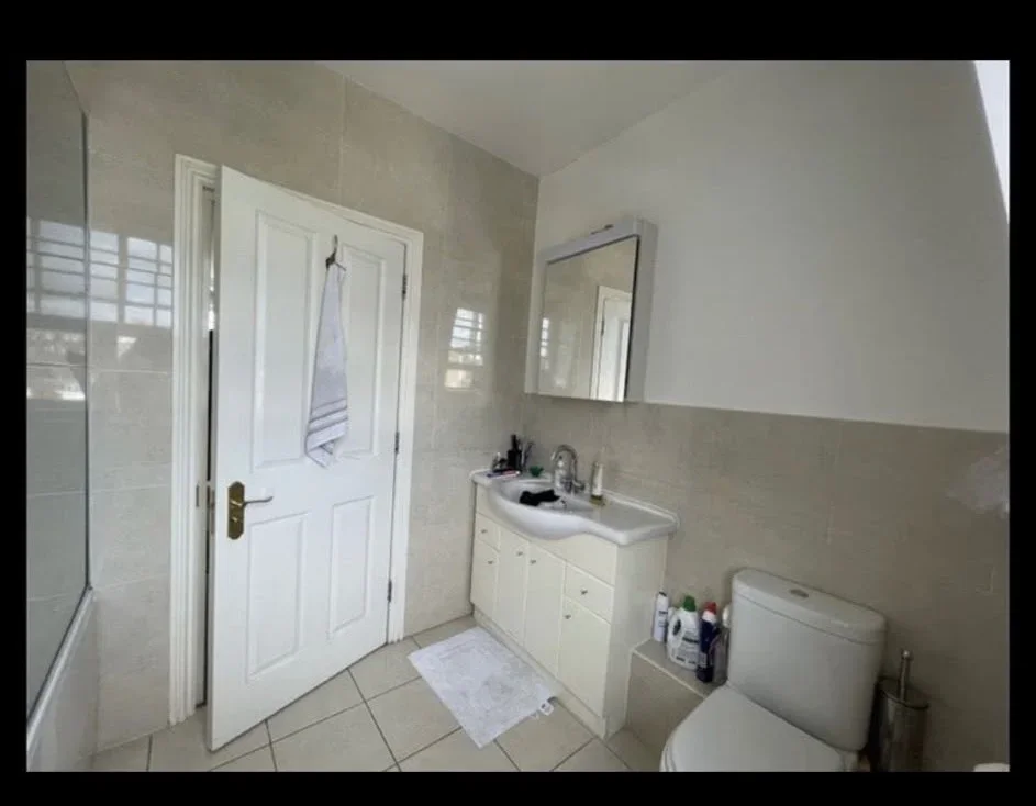 Room Lupus Street in City of Westminster