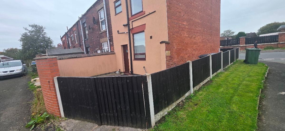 House Victoria Street in Chadderton