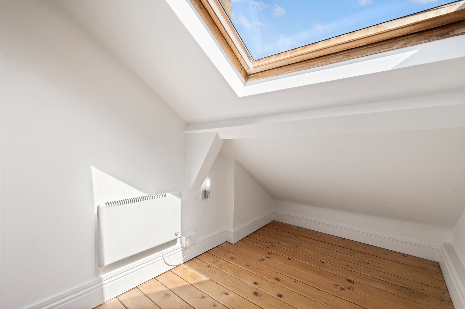 Flat Clifton Gardens in City of Westminster
