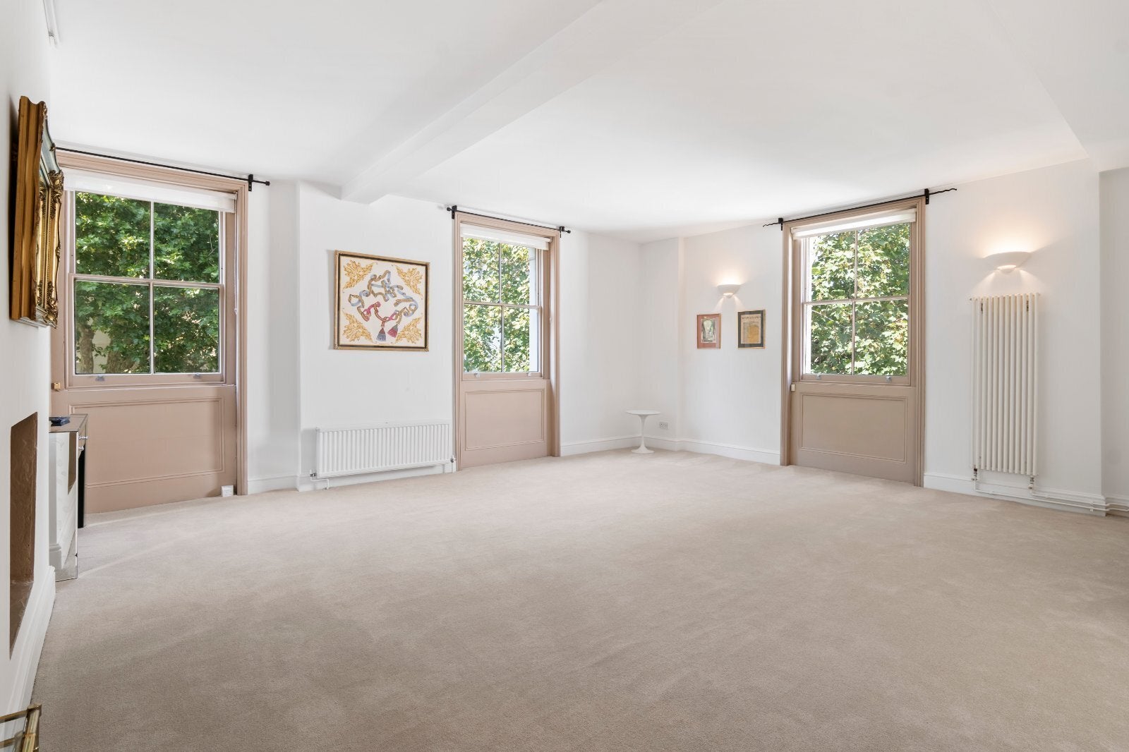 Flat Clifton Gardens in City of Westminster
