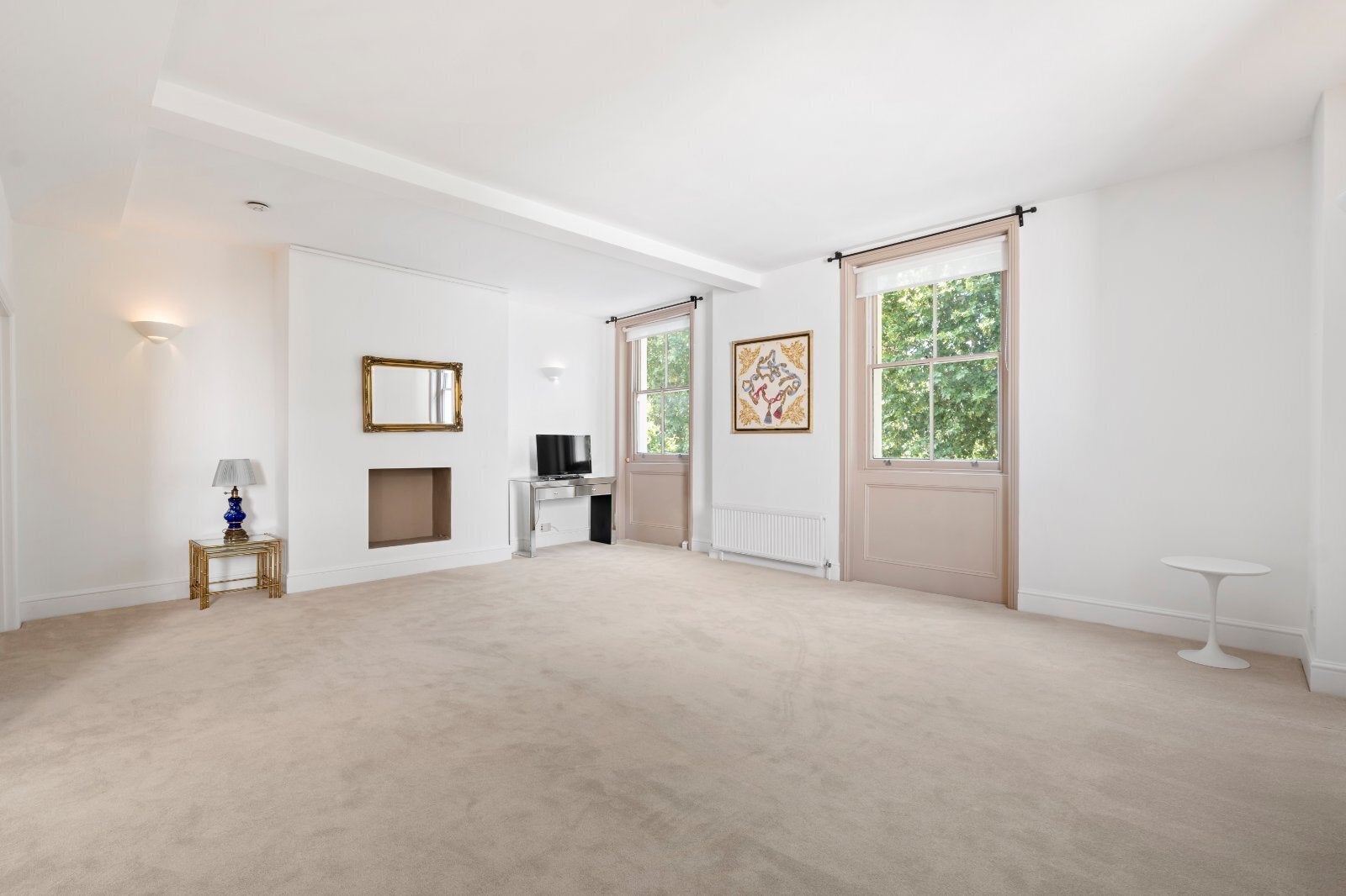 Flat Clifton Gardens in City of Westminster