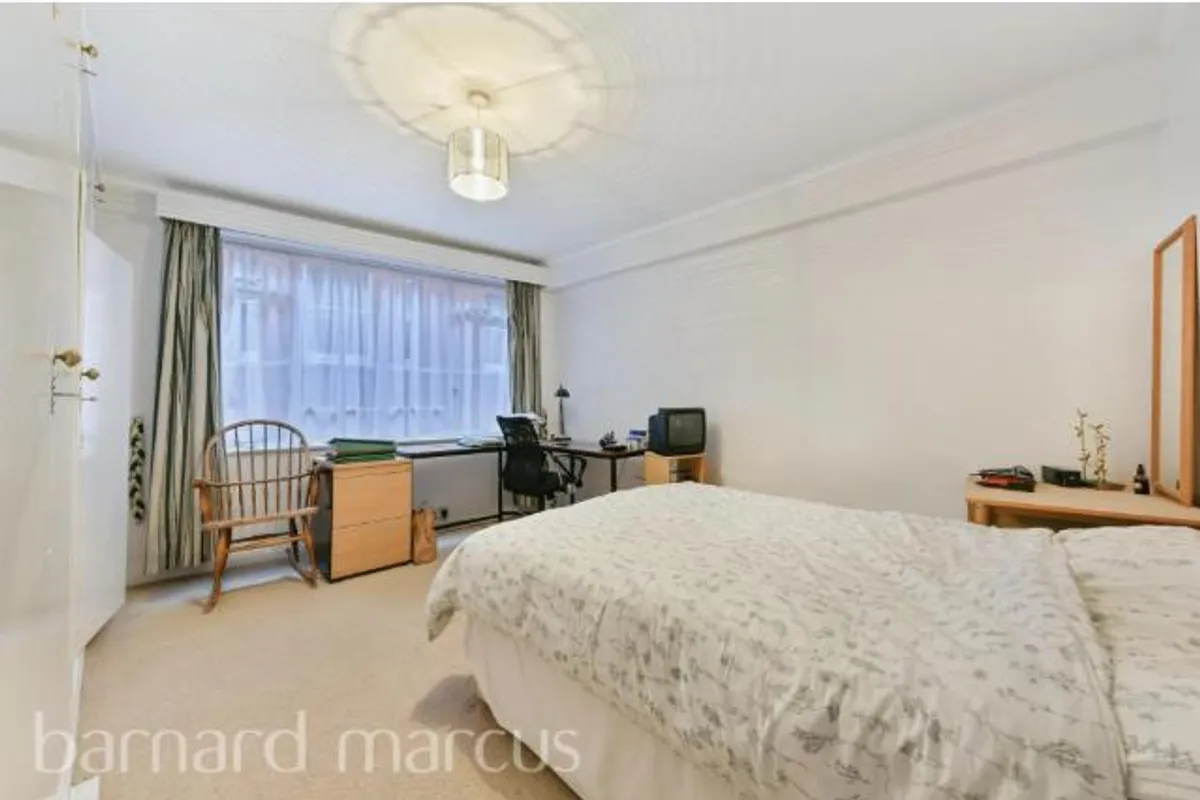 Flat Wilfred Street in City of Westminster