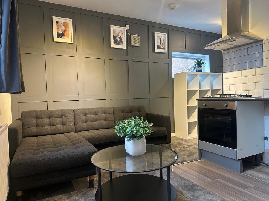 Flat Blenheim Drive in Derby