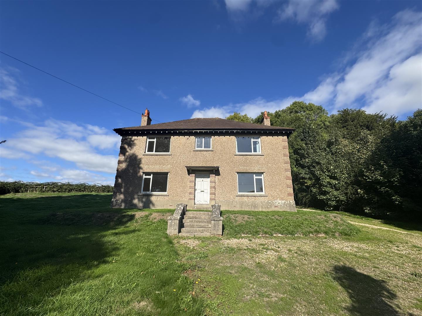 House A37 in Bradford Peverell