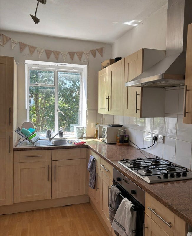 Room Alderbrook Road in Greater London