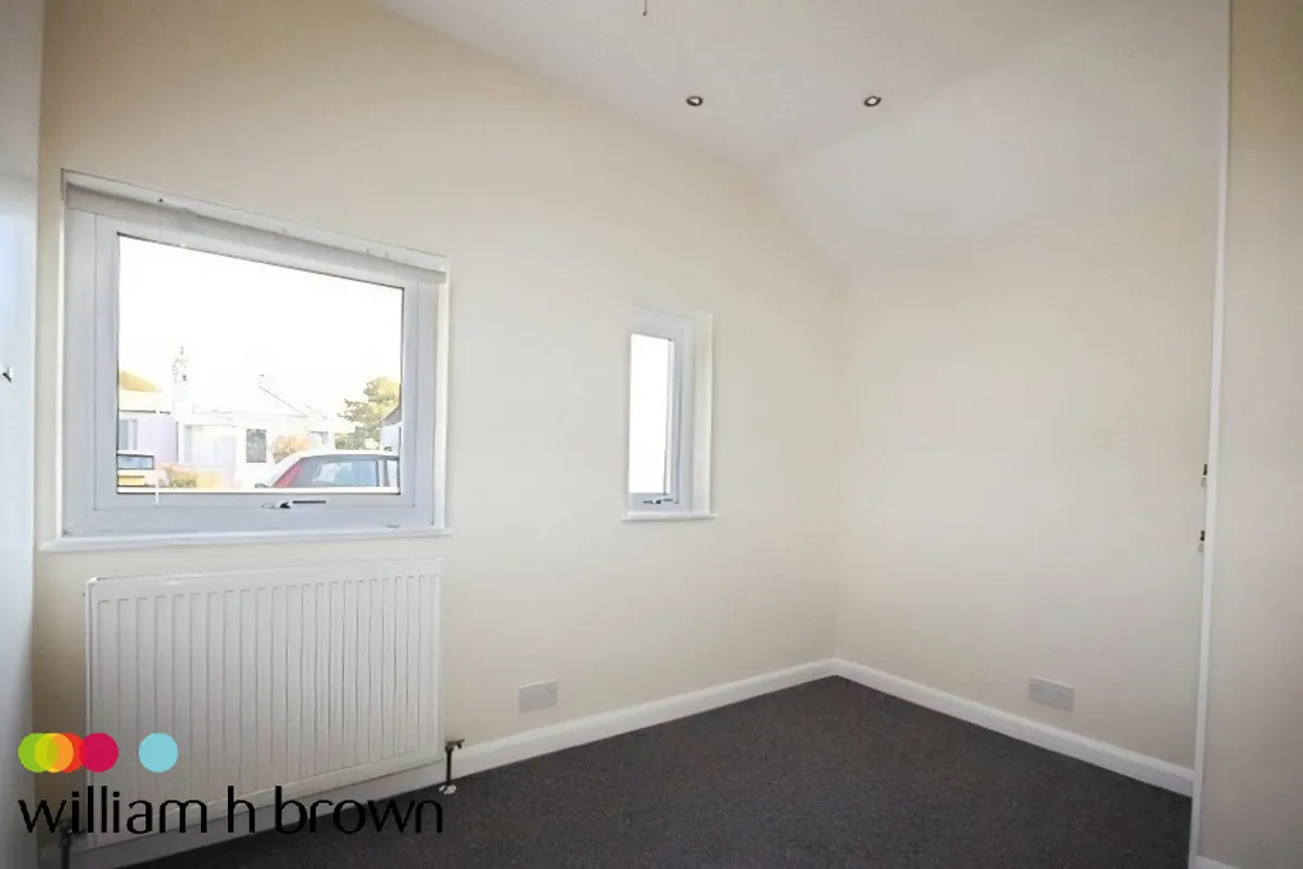 House Beach Crescent in Clacton-on-Sea