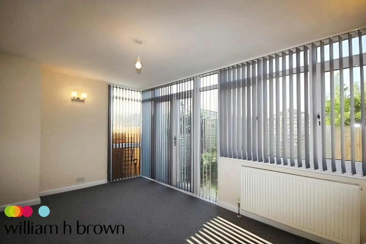 House Beach Crescent in Clacton-on-Sea