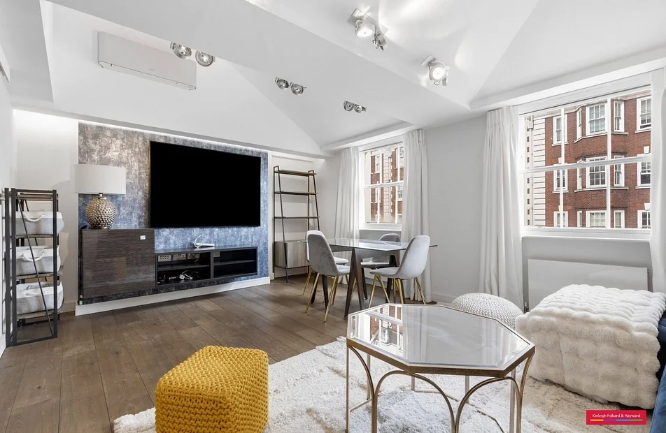 Flat Baker Street in City of Westminster
