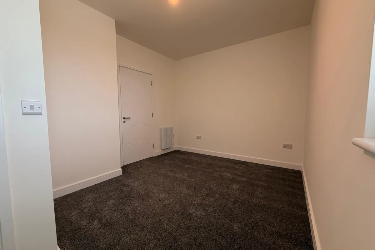 Flat Oundle Road in Peterborough