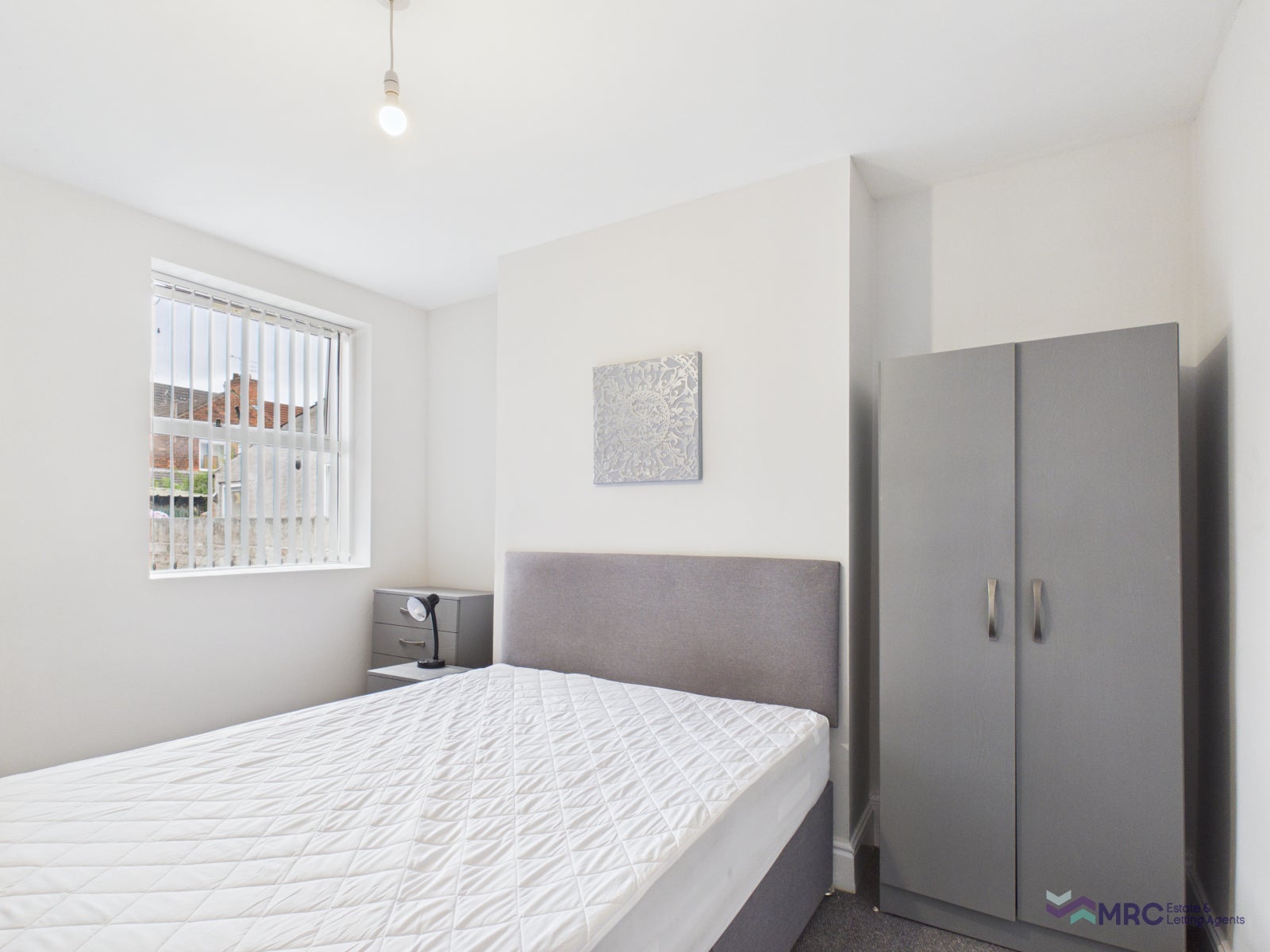 Room Bacheler Street in Hull