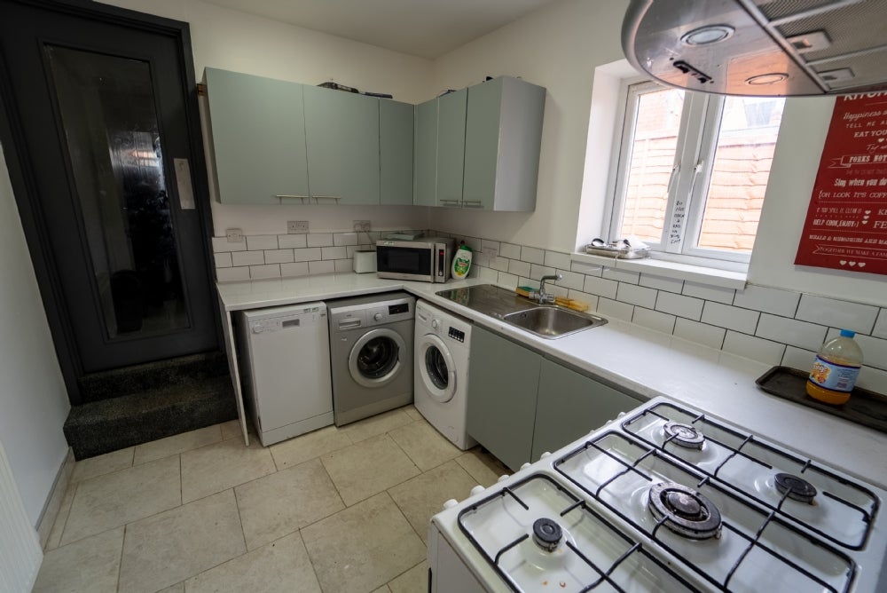 Flat Pershore Road in Birmingham