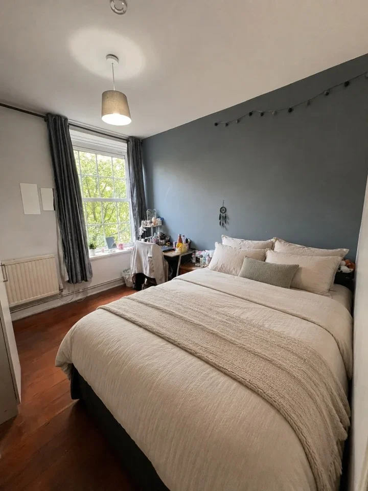 Room Union Road in Greater London
